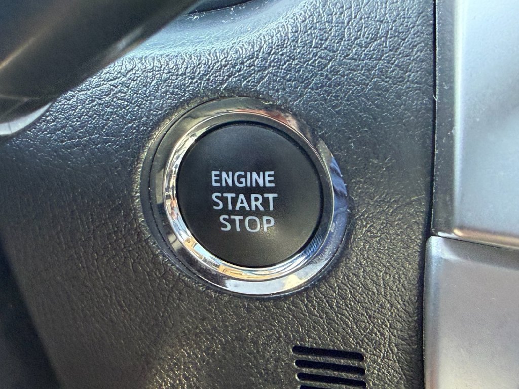 Used 2024 Toyota 4Runner Limited AWD/4WD image 30