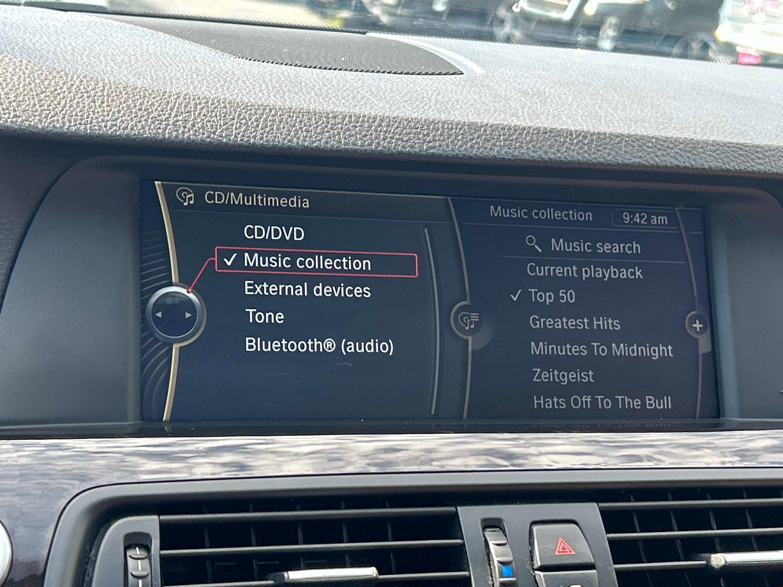 Used 2011 BMW 550i xDrive Sedan AWD/4WD image 30