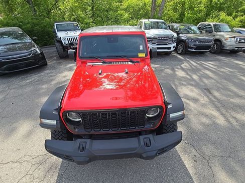 Used 2024 Jeep Wrangler Unlimited Sport AWD/4WD image 13