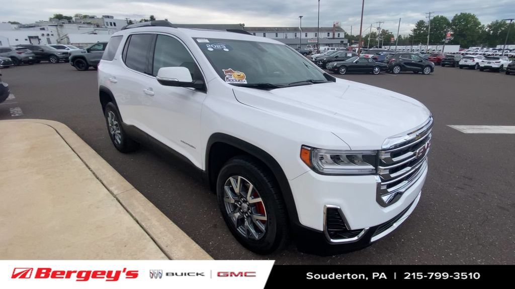 Certified 2023 GMC Acadia SLT w/ Preferred Package FWD image 2