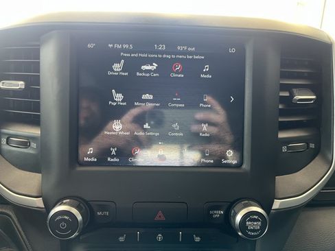 Used 2020 RAM 1500 Big Horn AWD/4WD image 12