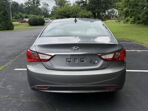 Used 2012 Hyundai Sonata GLS FWD image 6