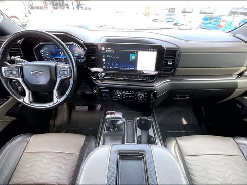 Used 2022 Chevrolet Silverado 1500 ZR2 w/ Technology Package image 16