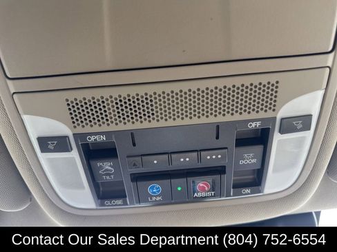 Used 2019 Acura MDX SH-AWD w/ Advance Package image 29