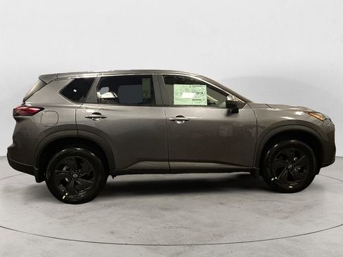 New 2026 Nissan Rogue SV w/ Cold Weather Package AWD/4WD image 6