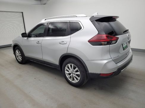 Used 2019 Nissan Rogue SV FWD image 3
