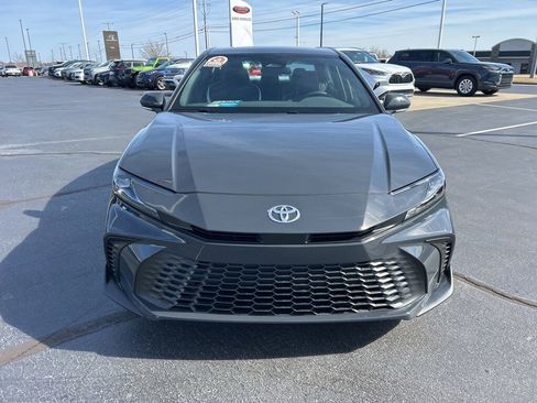 Used 2026 Toyota Camry SE image 23