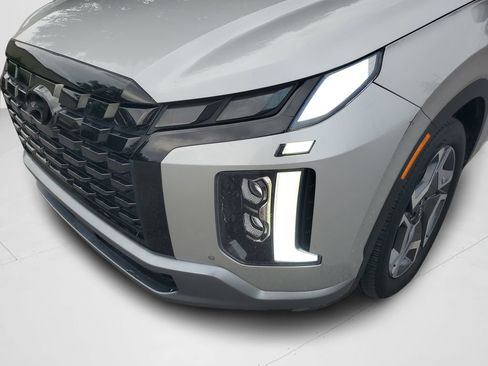Used 2024 Hyundai Palisade Limited AWD/4WD image 16