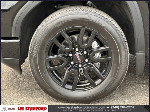 Used 2025 GMC Sierra 1500 Elevation w/ Elevation Premium Package AWD/4WD image 10
