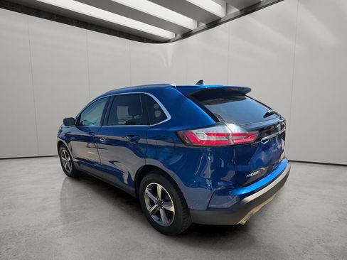 Used 2020 Ford Edge SEL w/ Convenience Package FWD image 4