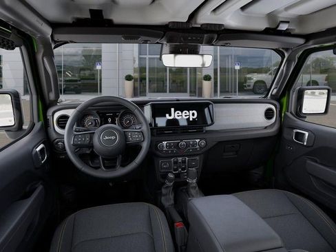New 2025 Jeep Gladiator Sport AWD/4WD image 14