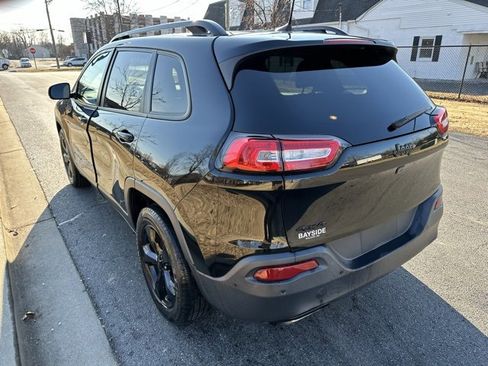 Used 2017 Jeep Cherokee High Altitude w/ Technology Group image 14