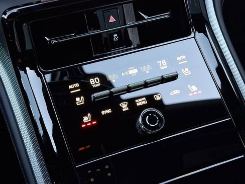 New 2026 Porsche Panamera 4 AWD/4WD image 17