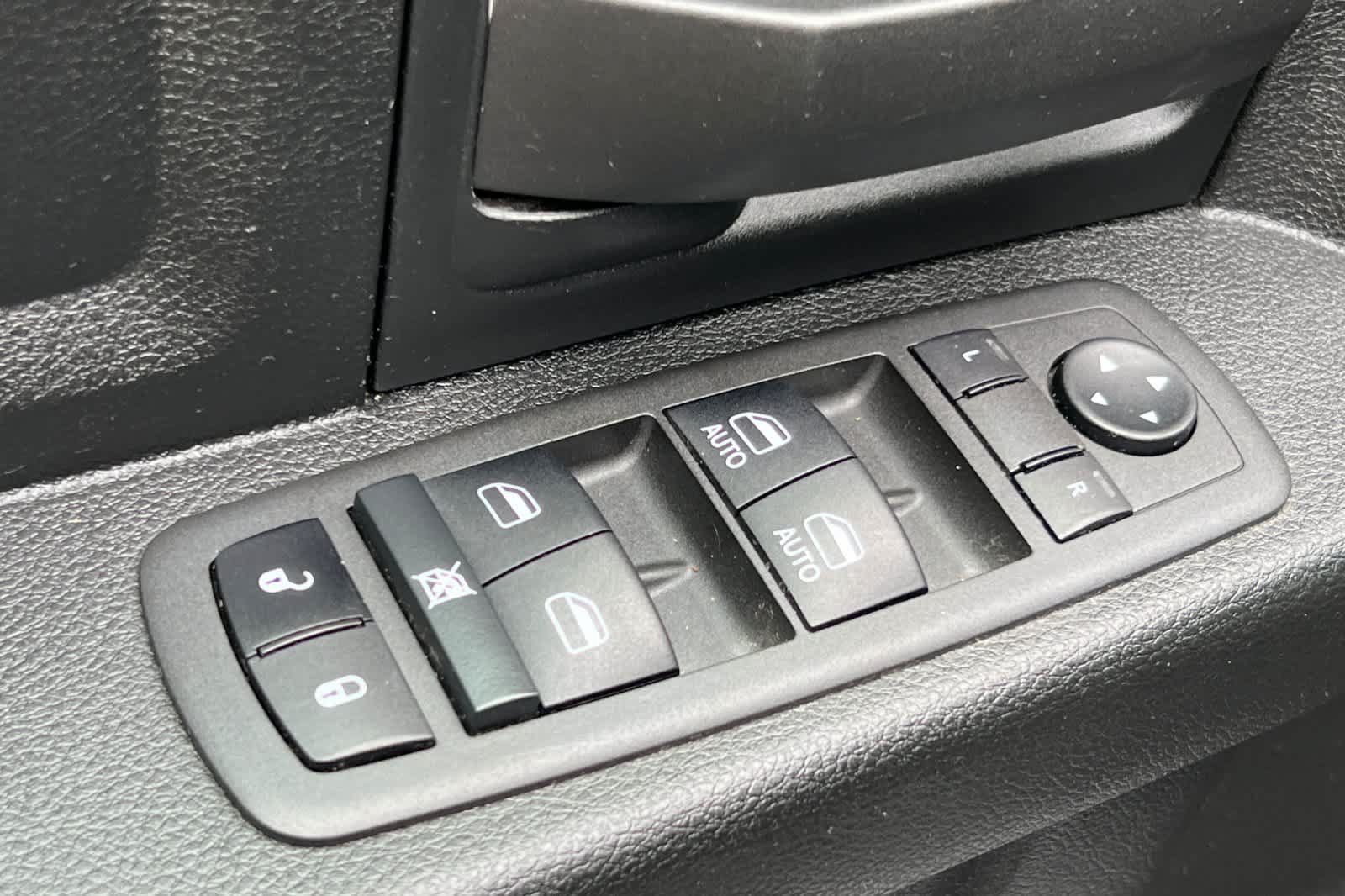 Used 2022 RAM 3500 Tradesman AWD/4WD image 13