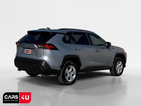 Used 2021 Toyota RAV4 LE AWD/4WD image 7