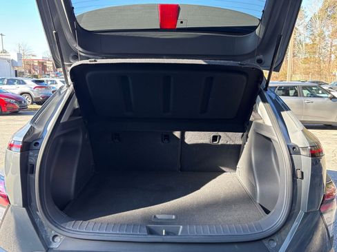 Used 2025 Hyundai Kona SEL image 33