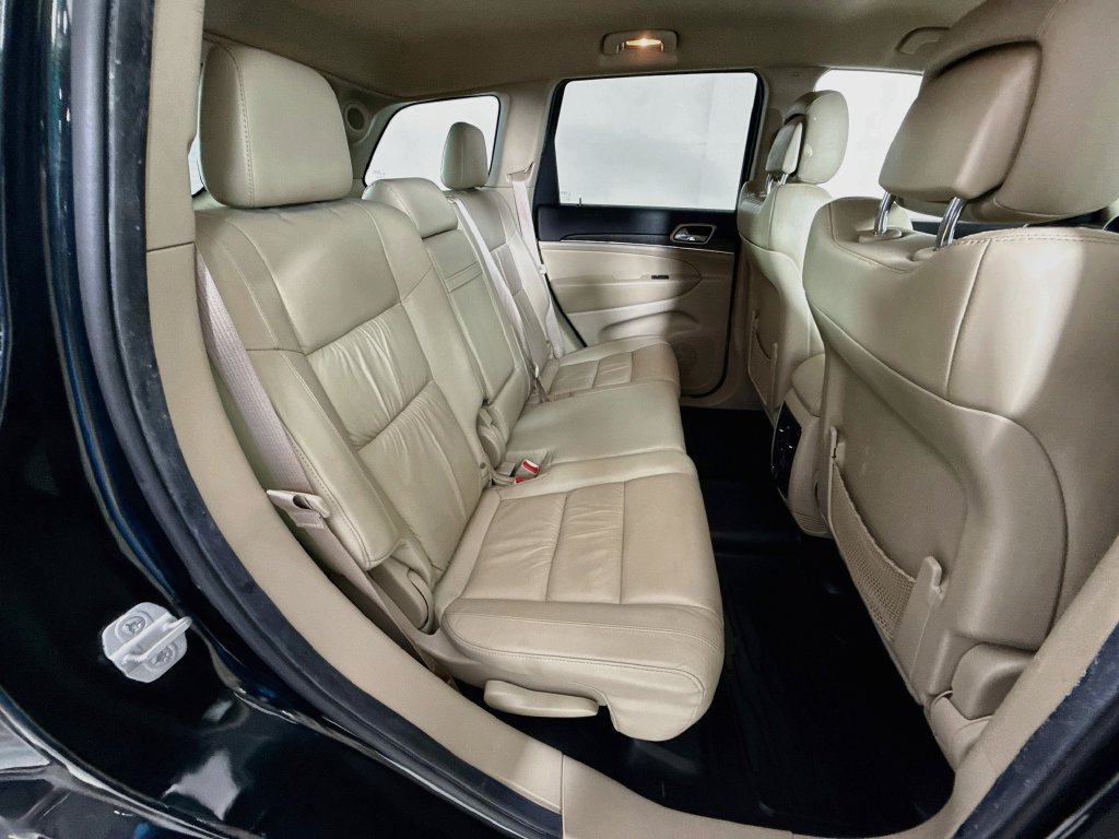 Used 2014 Jeep Grand Cherokee Limited RWD image 28