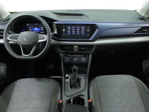 Used 2022 Volkswagen Taos SE image 11