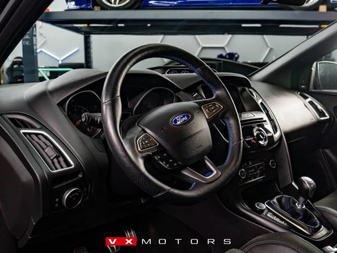 Used 2017 Ford Focus RS AWD/4WD image 13