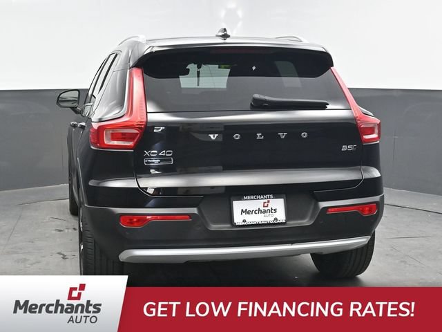 Used 2024 Volvo XC40 B5 Core AWD/4WD image 5