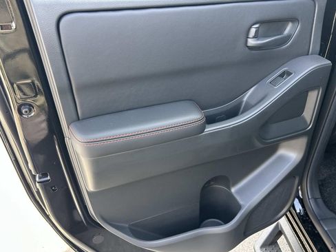 New 2026 Nissan Frontier PRO-4X w/ Tow Package AWD/4WD image 22