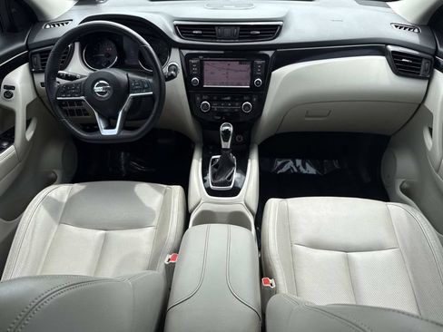 Certified 2019 Nissan Rogue Sport SL w/ Premium Package FWD image 15
