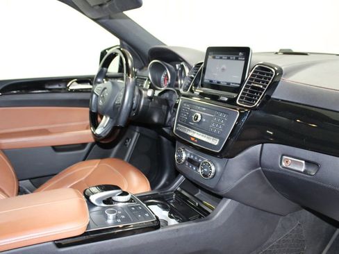 Used 2019 Mercedes-Benz GLE 43 AMG 4MATIC image 34