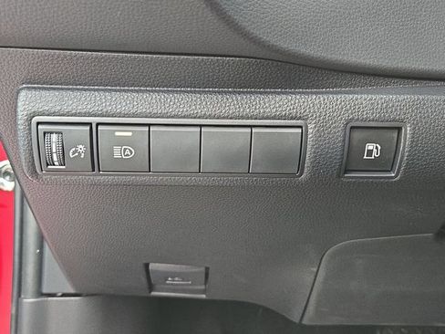 Certified 2025 Toyota Corolla LE w/ LE Premium Package FWD image 25