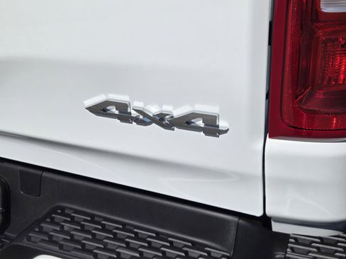 New 2026 RAM 1500 Big Horn image 34