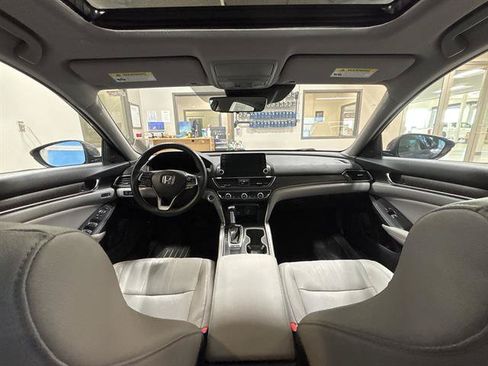 Used 2018 Honda Accord EX-L image 24