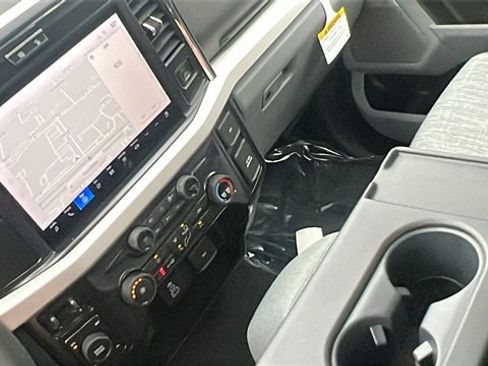 New 2026 Ford F250 XLT w/ XLT Premium Package image 30