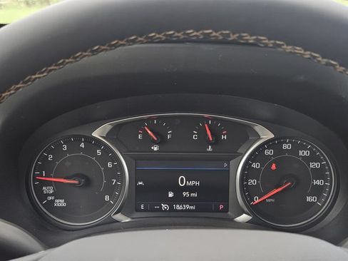 Used 2024 GMC Terrain AT4 w/ Tech Package AWD/4WD image 16
