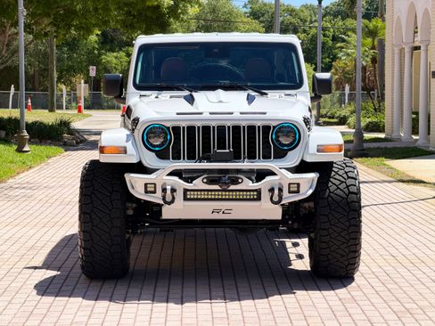Used 2025 Jeep Wrangler Unlimited Sport AWD/4WD image 34
