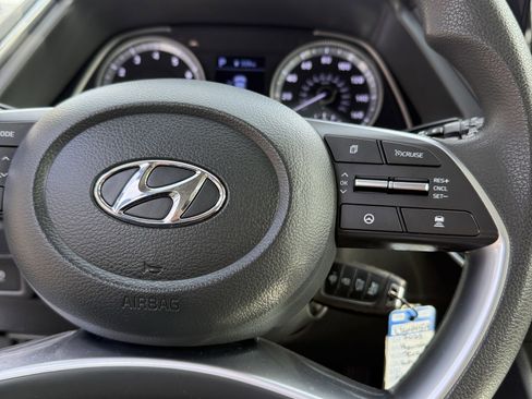 Used 2023 Hyundai Sonata SE image 22