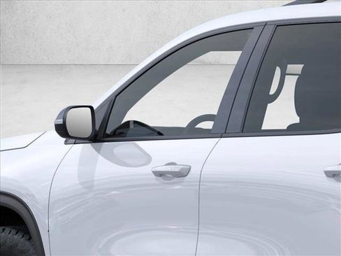 New 2026 Chevrolet Traverse Z71 image 12