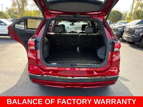 Used 2023 Chevrolet Equinox RS w/ RS Leather Package FWD image 16