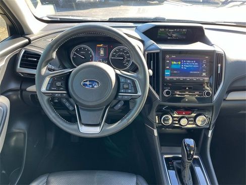 Used 2022 Subaru Forester Limited image 11