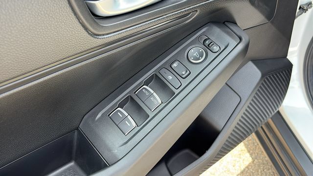 Used 2025 Honda Accord LX image 9