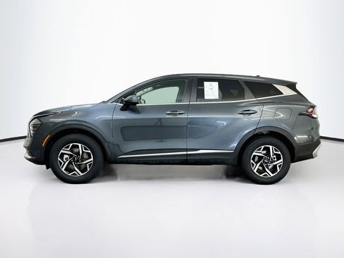 Used 2025 Kia Sportage LX AWD/4WD image 4
