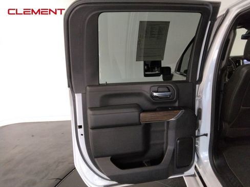 Used 2022 Chevrolet Silverado 2500 High Country w/ Safety Package II image 31