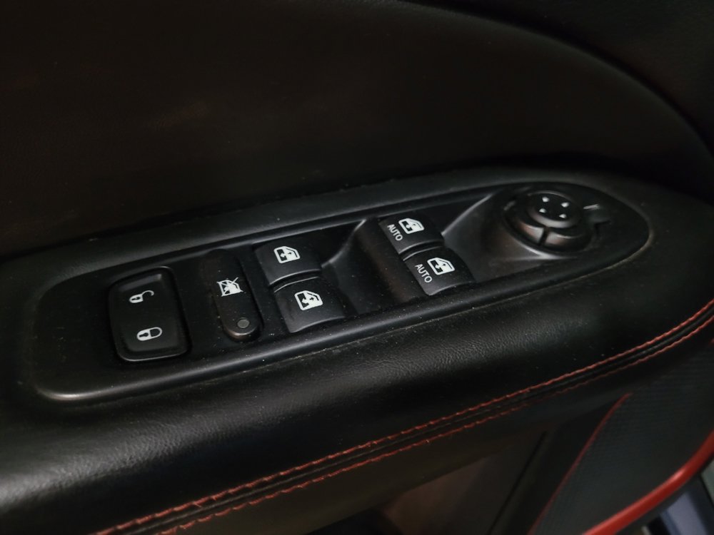 Used 2018 Jeep Compass Trailhawk w/ Leather Interior Group AWD/4WD image 27