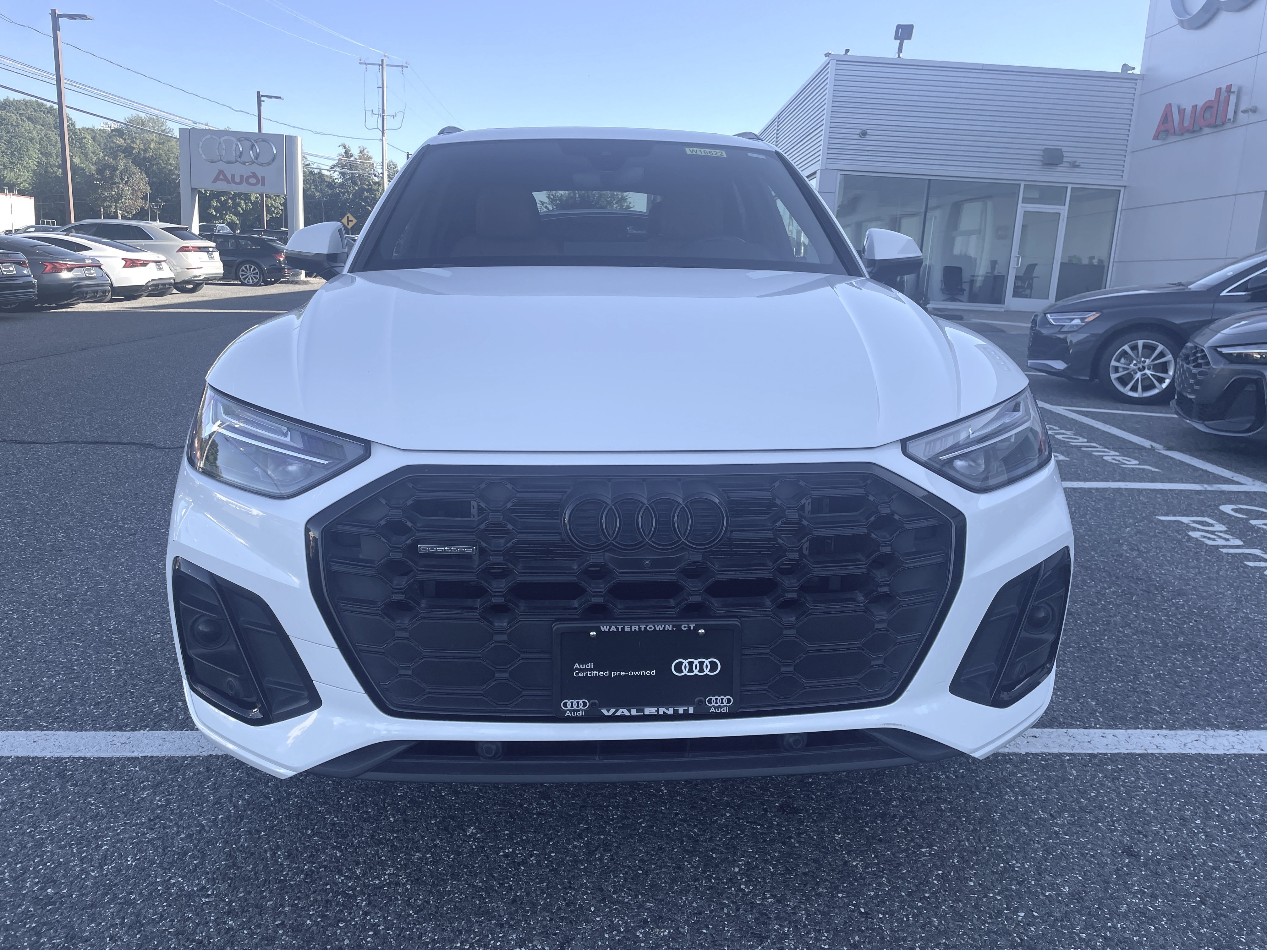 Certified 2023 Audi Q5 e Premium Plus w/ Premium Plus Package AWD/4WD image 2