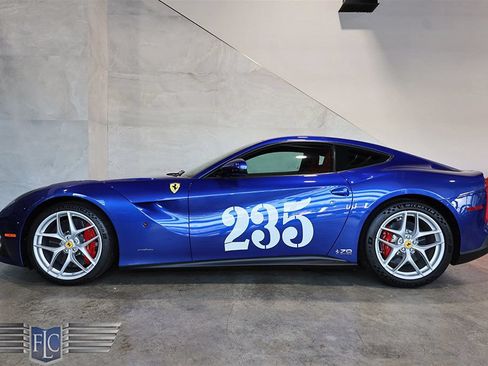 Used 2017 Ferrari F12 Berlinetta RWD image 2