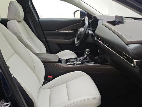 Used 2024 MAZDA CX-30 AWD 2.5 S w/ Premium Package image 8