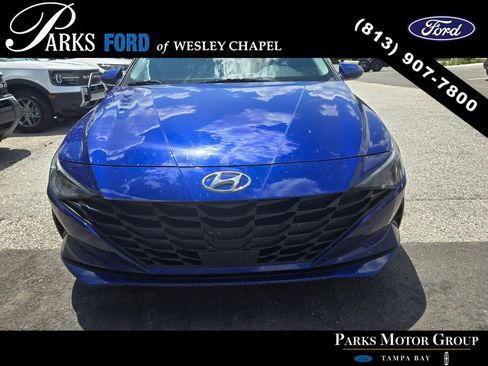 Used 2021 Hyundai Elantra SEL w/ Convenience Package FWD image 1