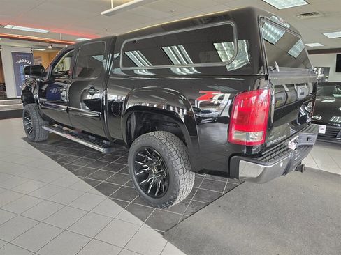 Used 2011 GMC Sierra 1500 SLE w/ All-Terrain Package image 6