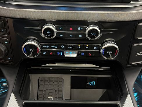 Used 2026 Ford F450 Platinum AWD/4WD image 25