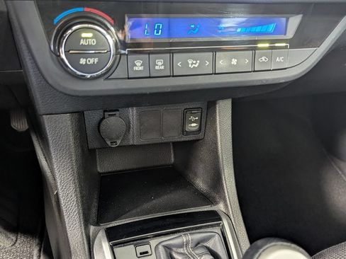 Used 2015 Toyota Corolla S FWD image 20