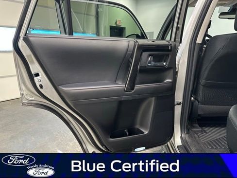 Used 2022 Toyota 4Runner TRD Off-Road image 24