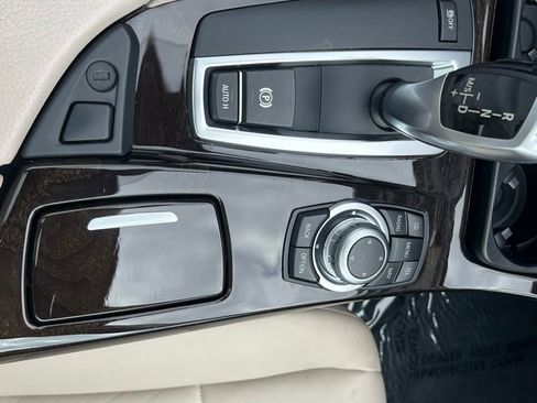 Used 2011 BMW 528i Sedan RWD image 39
